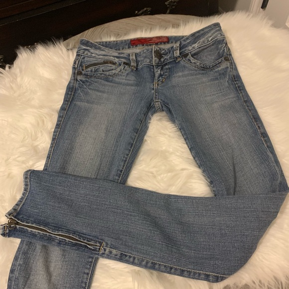Guess jeans ❤️ my absolute favorite ❤️ - Picture 4 of 8